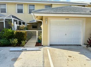 12813 Woodmill Dr, Palm Beach Gardens, FL 33418