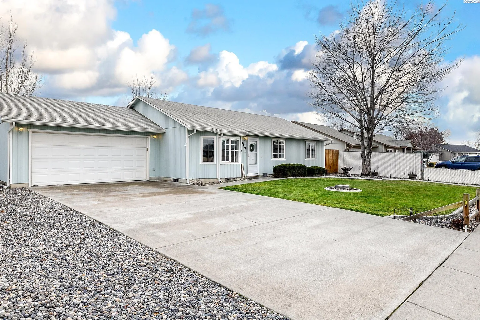 4867 Poppy St photo 1