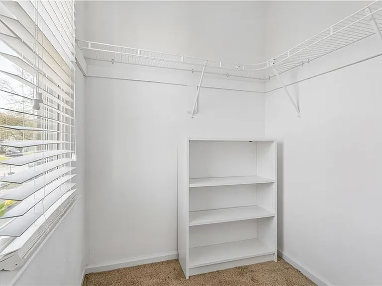 4868 Boxford Rd — Photo 34