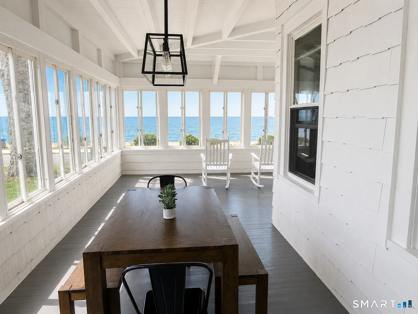 4 bed, 1.5 bath, 2342 sqft, $3,700 — Photo 1