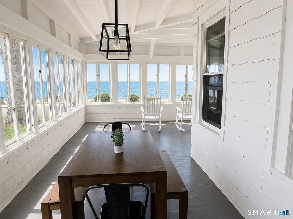 48 Beach Ave