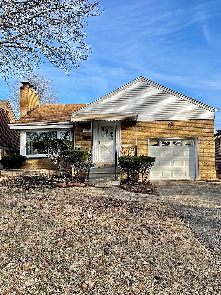 Photo 1 of 30 - 7023 Magoun Ave - Hammond, IN Primary Photo - 7023 Magoun Ave