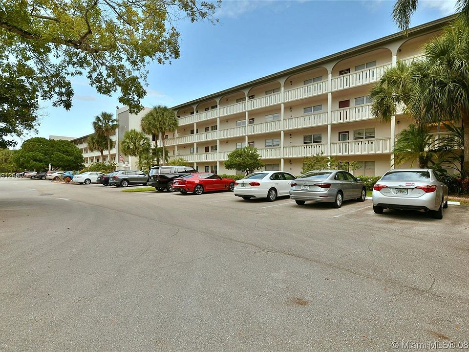 1st image of 3502 Bimini Ln APT L3