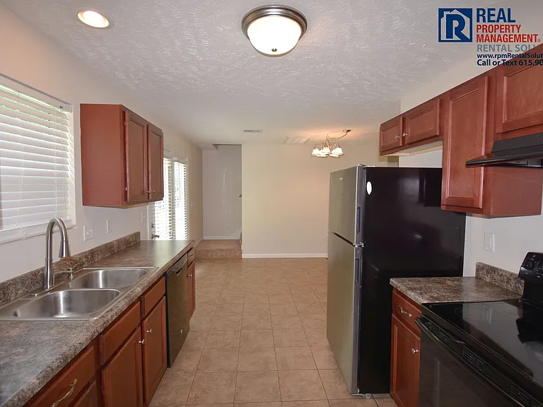 1548 Passage Dr — Photo 8
