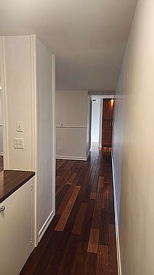 4th image of 210 E Broadway #H1001