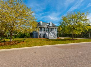 2113 Breezy Point Dr, Mount Pleasant, SC 29466