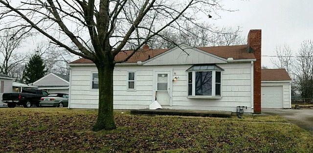 1st image of 2001 Spencer Ln