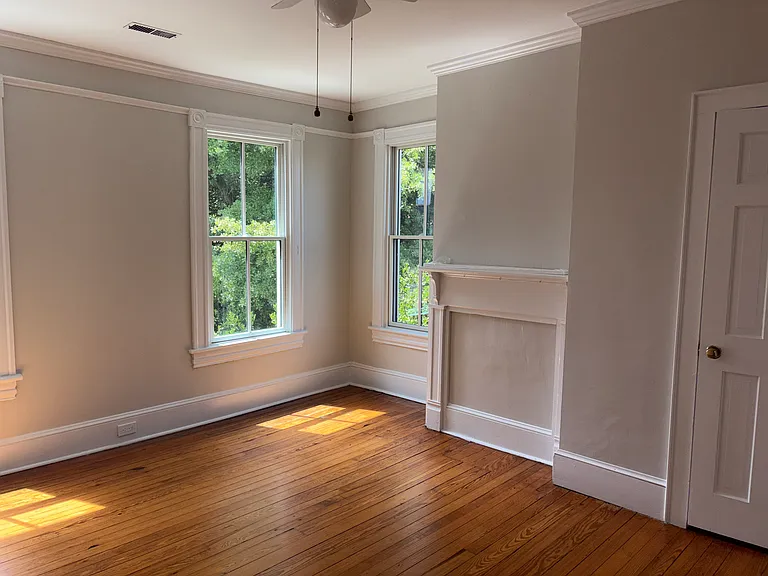 216 Glasgow St — Photo 15
