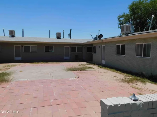 1317 Saint Johns Dr, El Paso, TX 79903