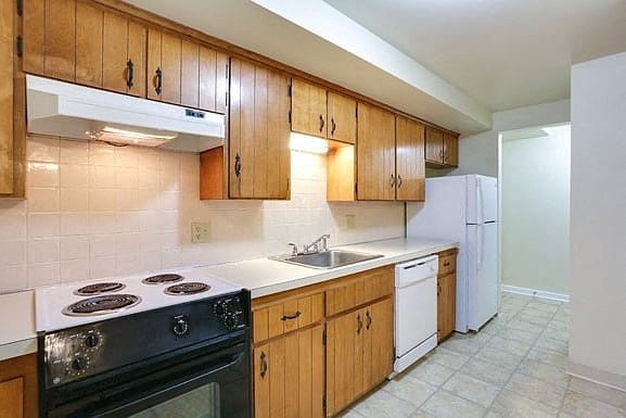 Kitchen - All Appliances Included