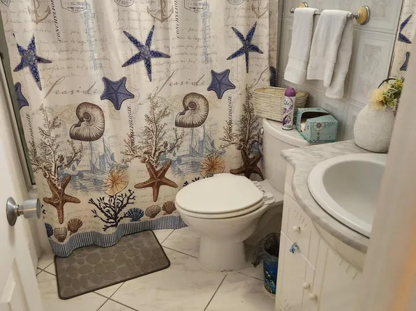 1893 S Ocean Dr APT 511, Hallandale, FL 33009
