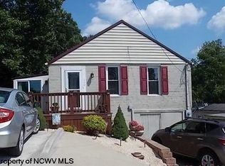 116 Harrison Ave, Weston, WV