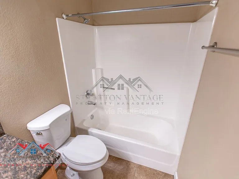 1241 N 48th St #210 — Photo 22