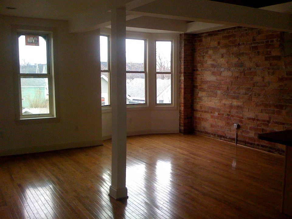1st image of 334 Connecticut St APT 2W