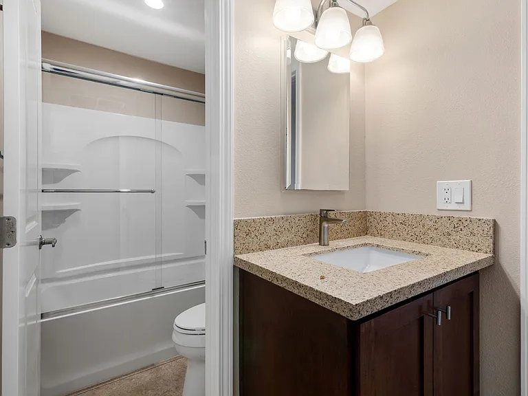 27725 Mountain Meadow Rd #32 — Photo 9