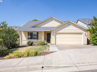 1102 E 12th St, Lafayette, OR