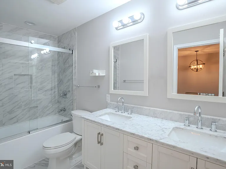 12138 Captiva Ct — Photo 20