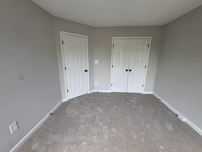 26121 Nimbleton Sq — Photo 38