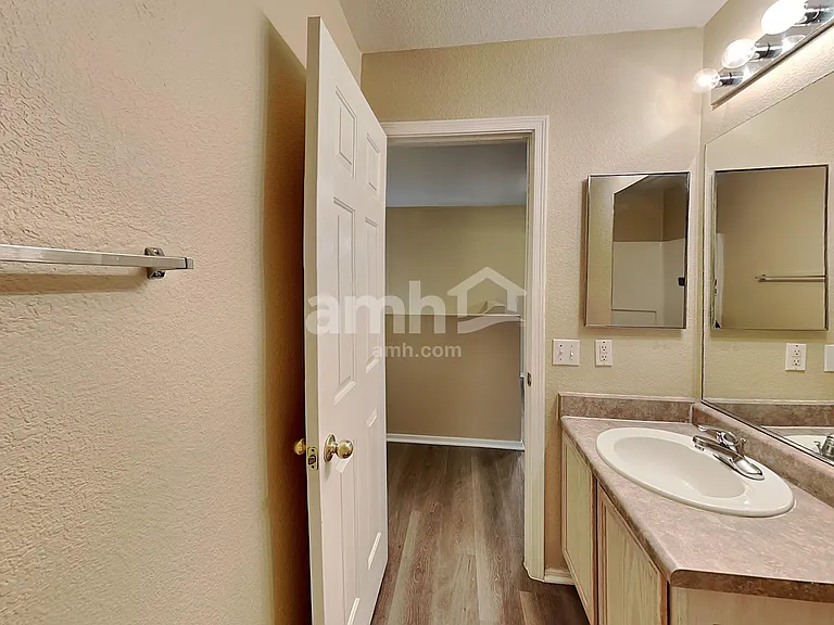 360 E Atlas Cedar Pl — Photo 13