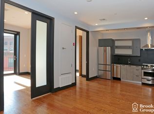 15 Cedar St #3A, Brooklyn, NY 11221