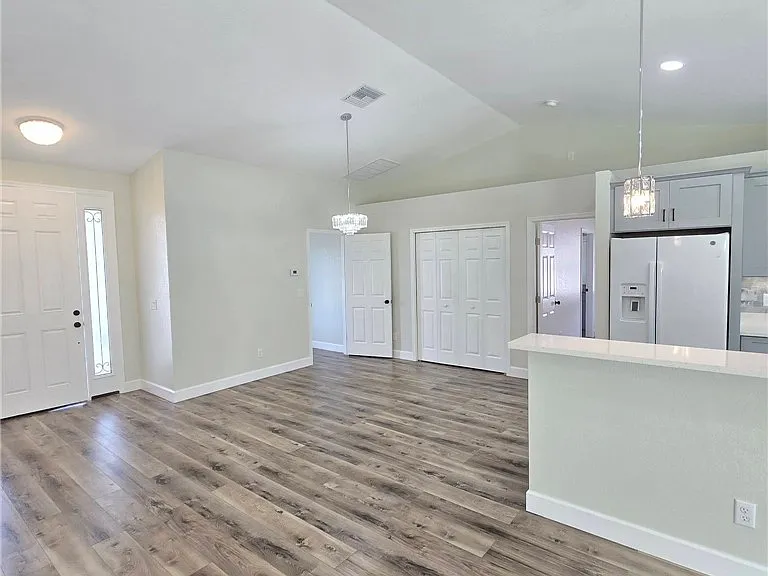 120 Clinton Ave — Photo 18