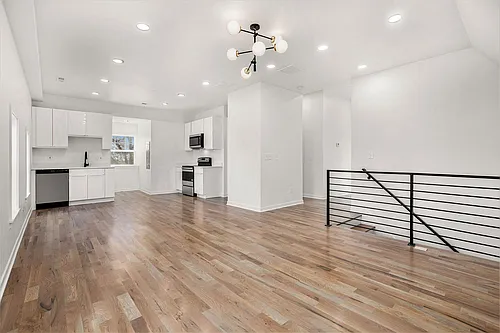 3404 Campbell St Photo 1