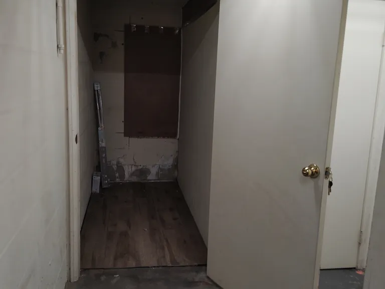 18640 Collins St #201 — Photo 29