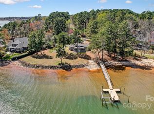 8303 Luckey Point Rd, Denver, NC 28037