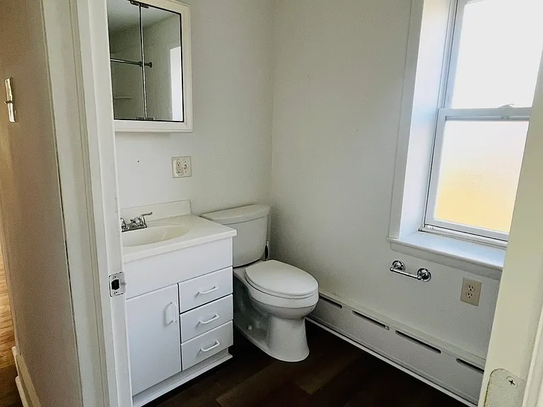 500 Fern Ave #2 — Photo 3