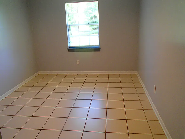925 Bradford Cir — Photo 20
