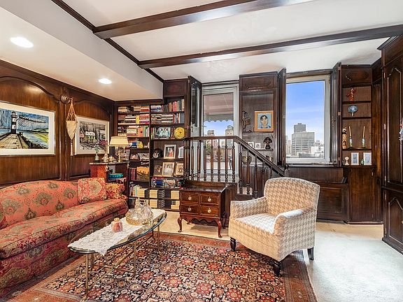5th image of 870 5th Ave APT 16E