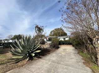 748 Nelson Dr, Murrells Inlet, SC 29576