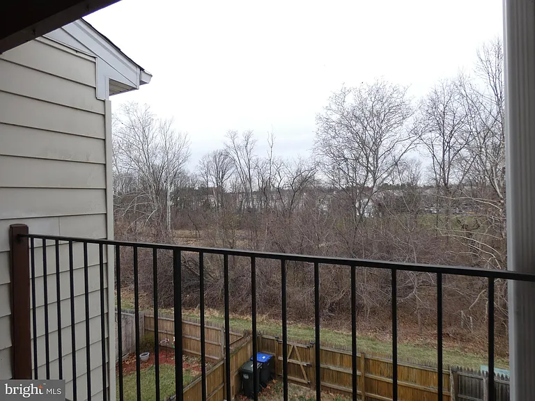 4128 Hamlin Ct — Photo 81
