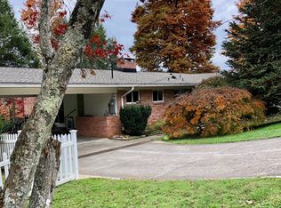 109 Orkney Rd, Oak Ridge, TN 37830