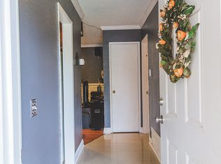 11015 Chivers Ave, Pacoima, CA 91331