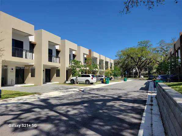 4117 N Oak Pl, Fort Lauderdale, FL 33314