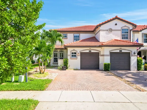 9747 Darlington Place, Cooper City, FL 33328