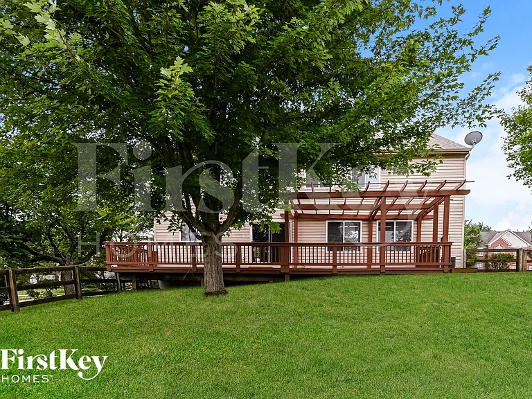 6176 Fox Run Ln — Photo 15