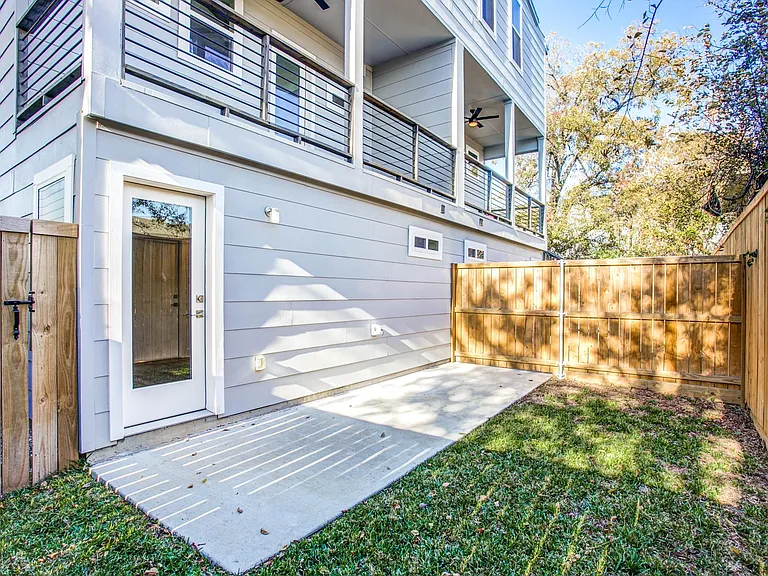 4632 Virginia Ave — Photo 7
