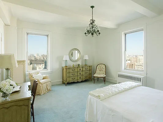 Sold by Sotheby's International Realty | media 53