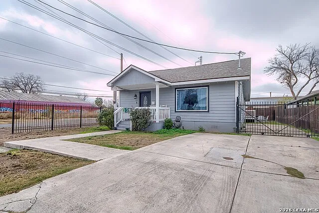1002 W French Pl — Photo 29