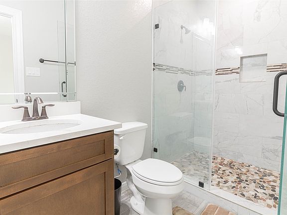 4th image of 38938 Mount Zion Rd