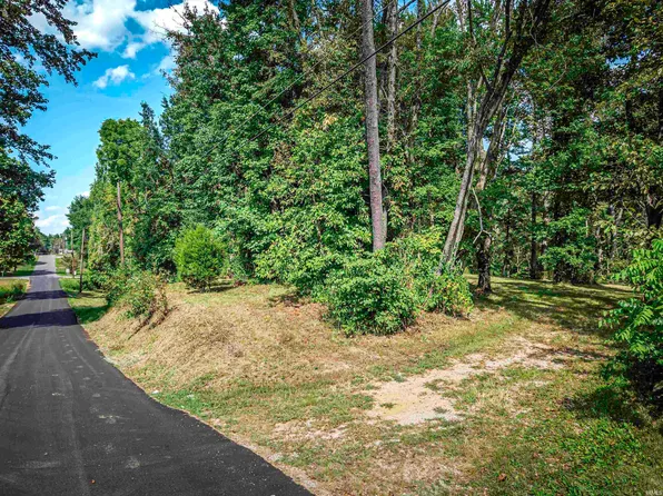 567 S County Road 125 W, Petersburg, IN 47567