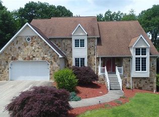 110 Kilarney Dr, Hunker, PA 15639
