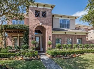 927 Poydras St, Sugar Land, TX 77498