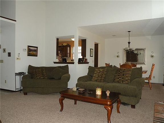 3rd image of 6208 Westlane