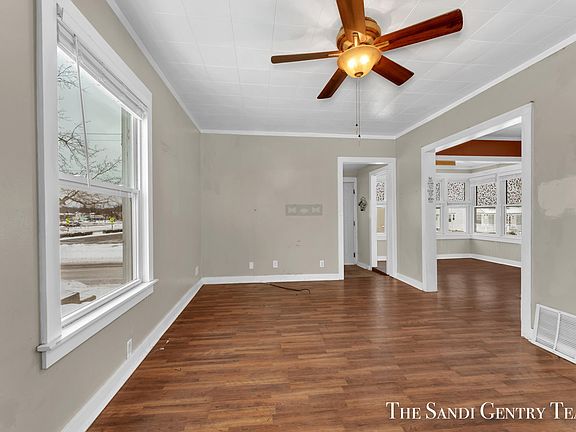 4th image of 206 N Despelder St