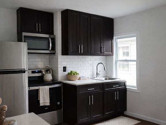 3rd image of 50-41 45th St #2