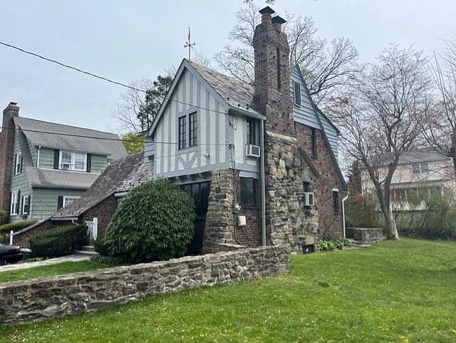 1st image of 11 Marwood Lane