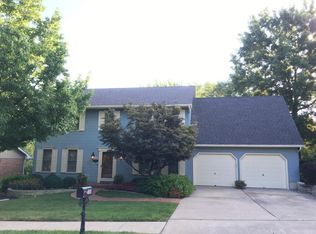 3008 Crestwood Ln, Columbia, MO 65203